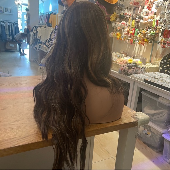 - Human hair blend brown /blonde highlights wig with bang main image 8